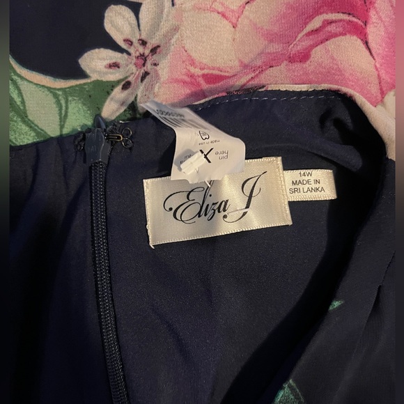 COPY - Eliza J Maxi Dress Size 14 - Picture 3 of 5